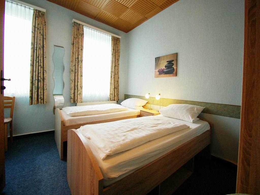 Hotel Konert ベルクハイム エクステリア 写真