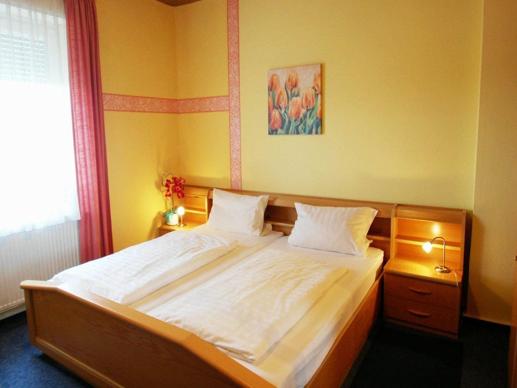 Hotel Konert ベルクハイム 部屋 写真