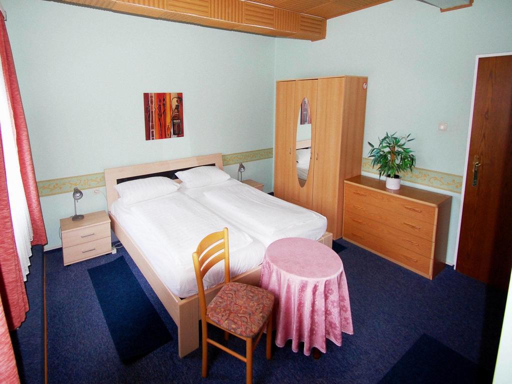 Hotel Konert ベルクハイム エクステリア 写真