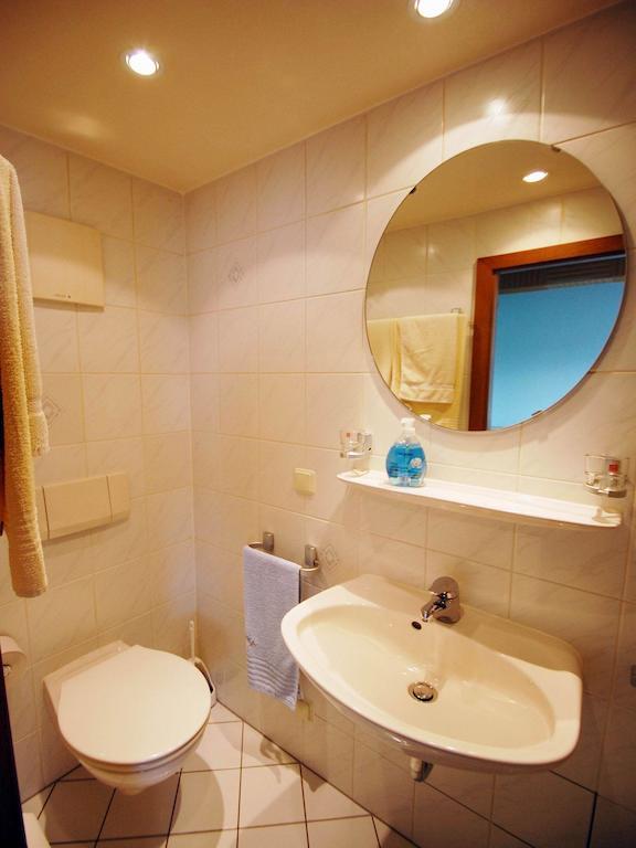 Hotel Konert ベルクハイム 部屋 写真