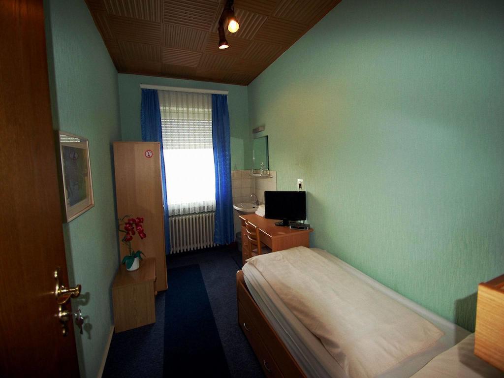 Hotel Konert ベルクハイム 部屋 写真